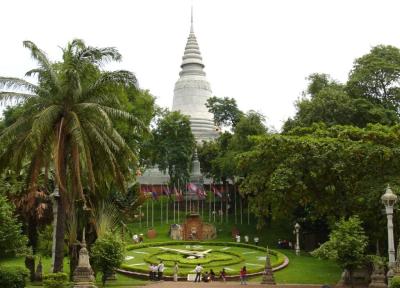 معبد Wat Phnom (پنوم پن)