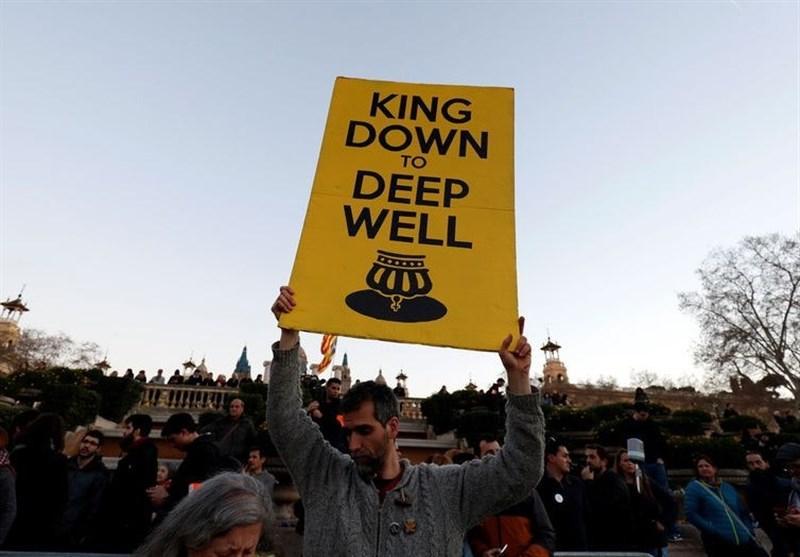 تظاهرات معترضان علیه پادشاه اسپانیا در بارسلونا