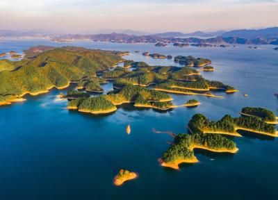 دریاچه هزار جزیره (هانگزو)