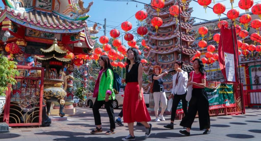 بازگشت گردشگران چینی به تایلند جنبه های مثبت و منفی دارد