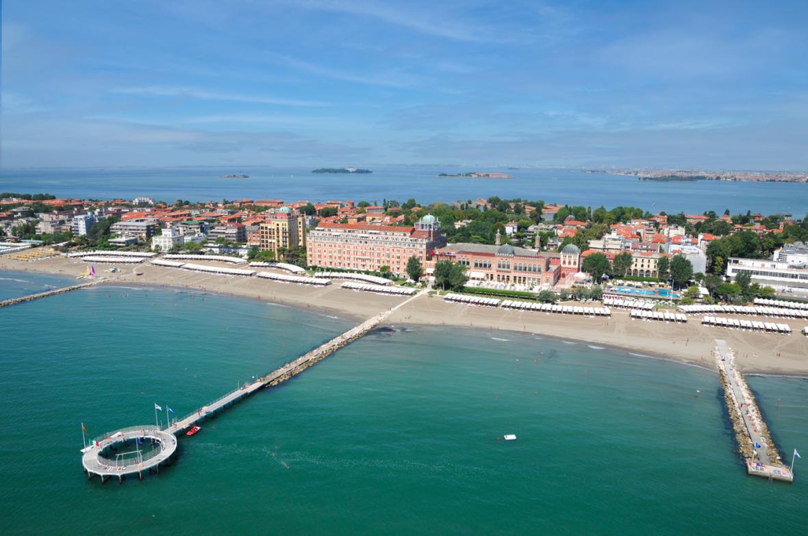 Lido di Venezia beach