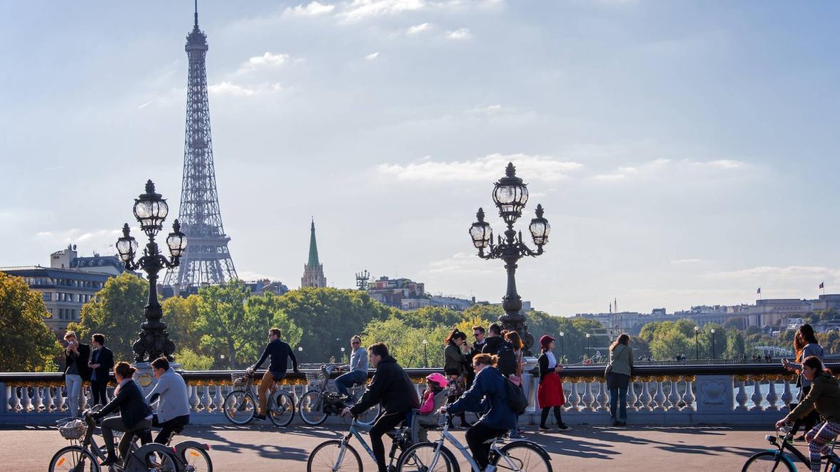 آیا پاریس برای المپیک 2024 می تواند ماشین ها را کنار بگذارد؟