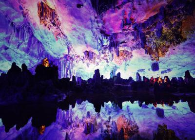 غار فلوت نی (گویلین)