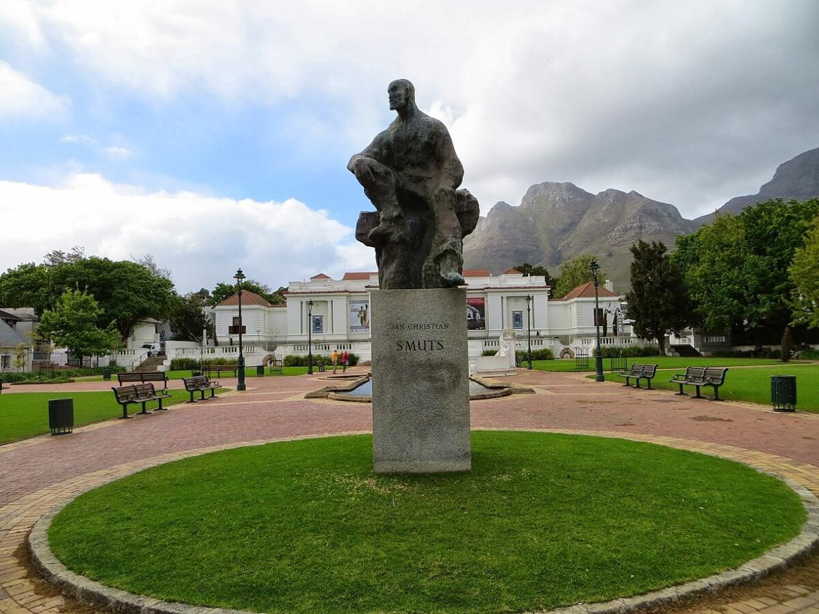 Statue of Jan Smuts Statue of Jan Smuts