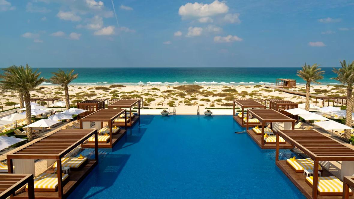 Saadiyat Beach Club
