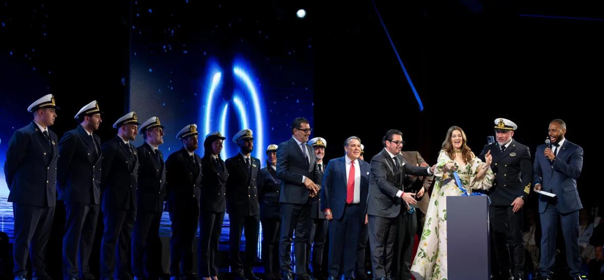 نامگذاری رسمی و افتتاح کشتی کروز MSC World America توسط درو بریمور