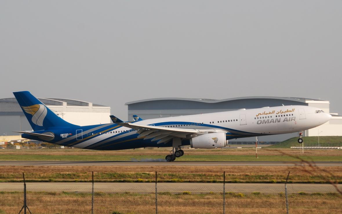 Airbus A330-200 Oman Air