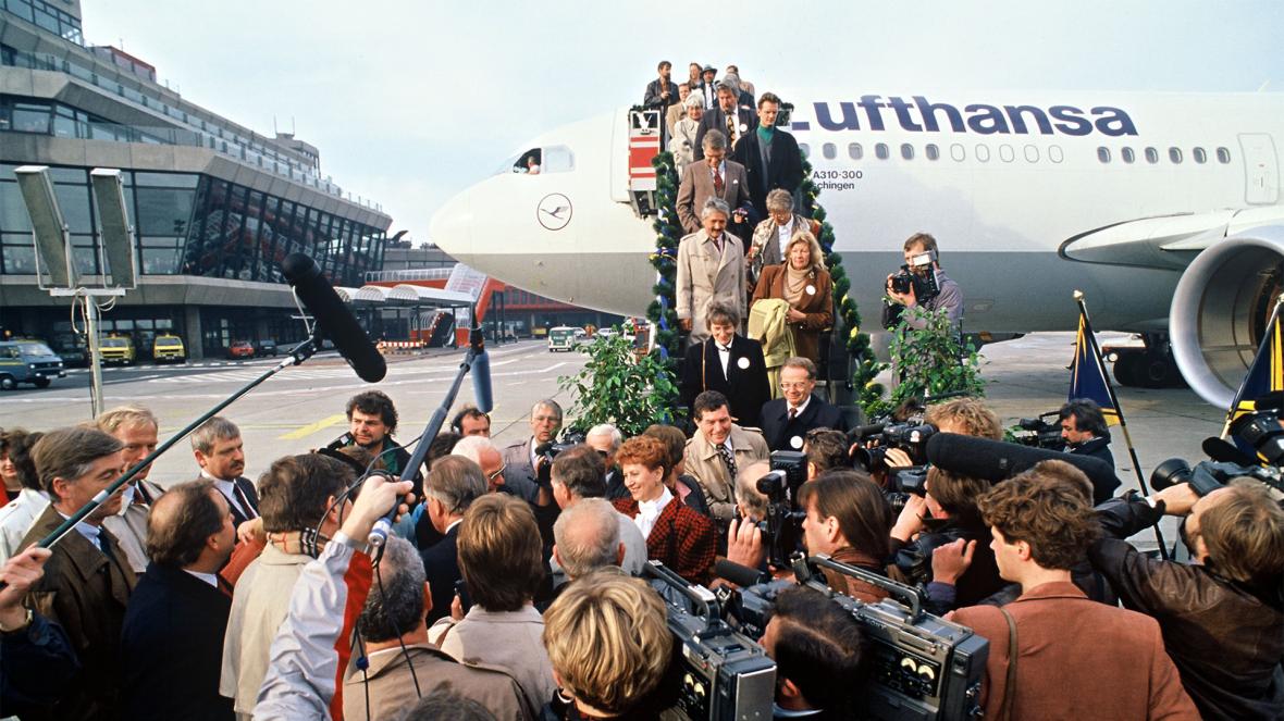 First Flight from Western Germany to Eastern Germany after the Fall of Berlin Wall