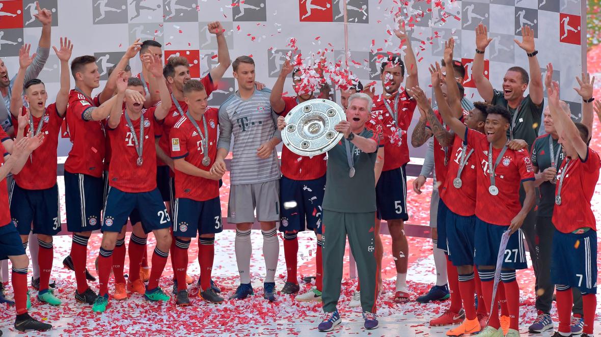 Bayern Munich winning Bundesliga 2018 Bayern Munich winning Bundesliga 2018