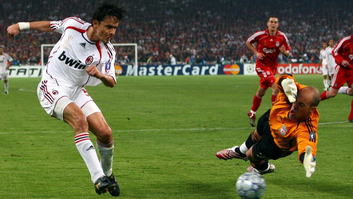 Filippo Inzaghi scoring a goal against Liverpool in 2007 UCL Final Filippo Inzaghi scoring a goal against Liverpool in 2007 UCL Final