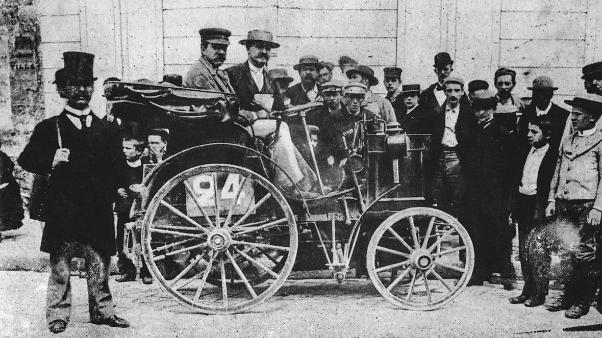 The first competitive authomobile race, july 22, 1894