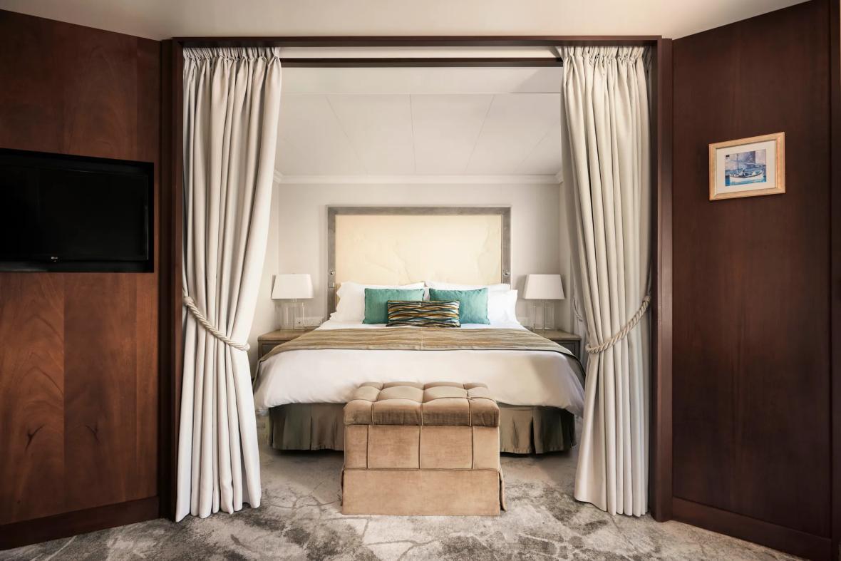 کشتی کروز کریستال