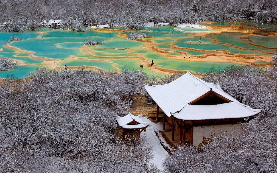 استخرهای هوآنگ لانگ چین