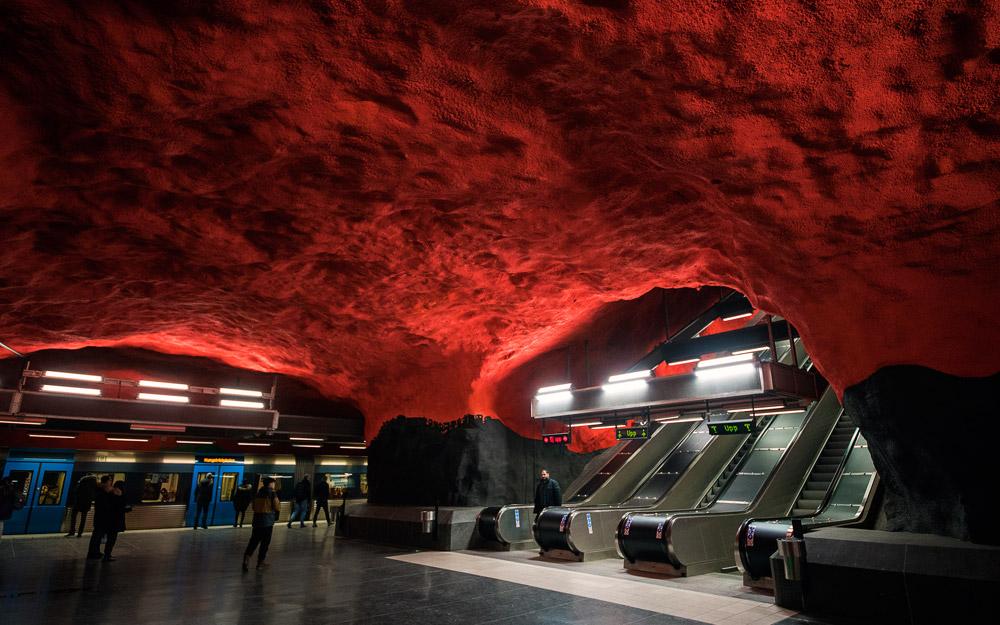 مترو استکهلم سوئد، طولانی ترین گالری هنری دنیا