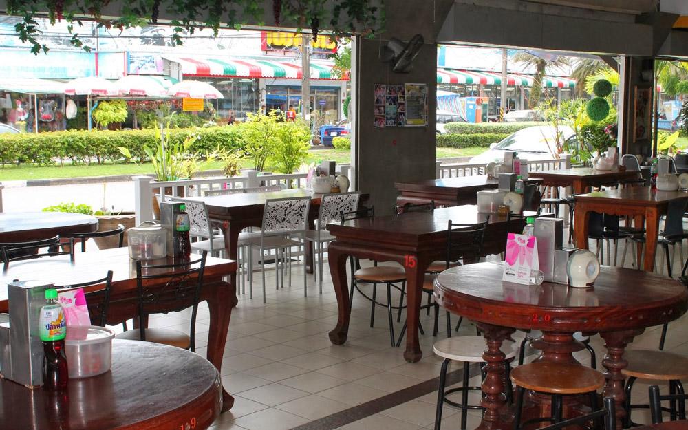 رستوران آپ تاون پوکت (تایلند)